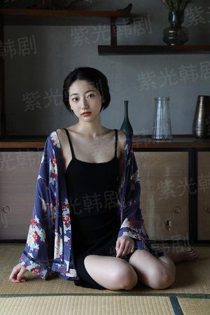 他掌心的小蝴蝶
